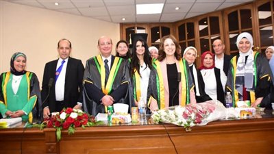 دكتوراه مع مرتبة الشرف الأولى وتوصية خاصة للصحفية نورهان فتحي 