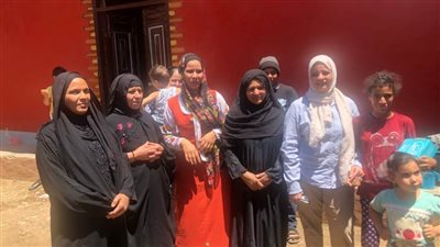 قومي المرأة بسوهاج ينظم حملات طرق الأبواب لتعريف السيدات بالشمول المالي