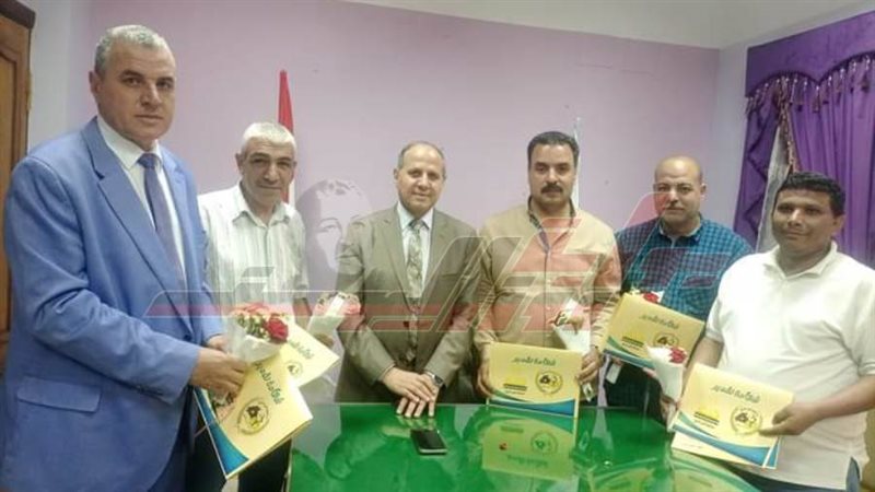 خلال التكريم