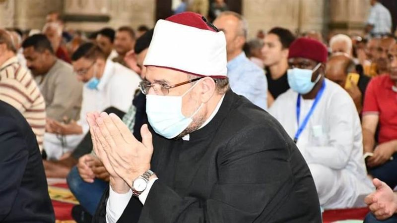 وزير الاوقاف ومحافظ