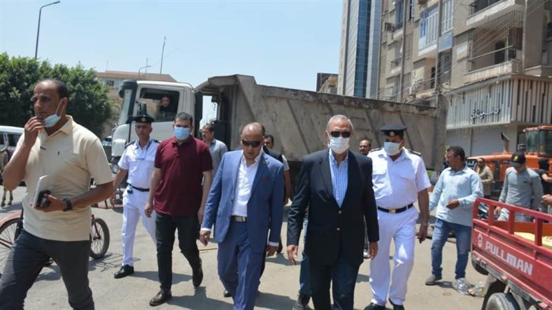 محافظ القليوبية ومدير