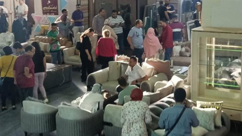 إقبال جماهيري على