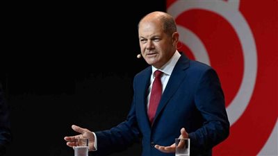 المستشار الألماني يصل ليتوانيا في زيارته الأولى منذ العملية العسكرية الروسية على أوكرانيا