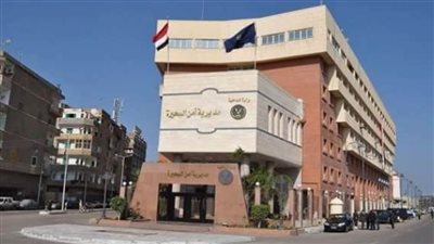 إصابة 14 شخصًا إثر انقلاب سيارة عمالة زراعية بالبحيرة