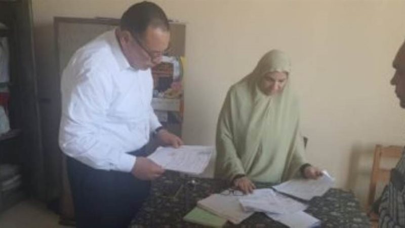 محافظ الشرقية خلال