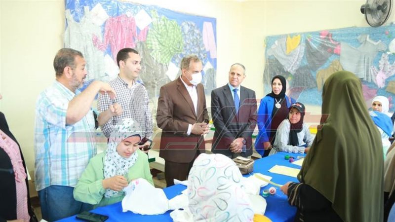 جولة المحافظ