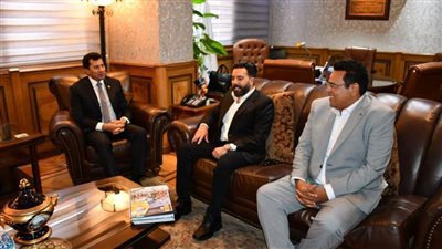 وزير الرياضة يلتقي رئيس الاتحاد المصري لرياضات الشارع واللياقة التنافسية 