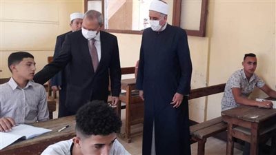 غرفة عمليات الثانوية الأزهرية: هدوء وانضباط في مادتي القرآن الكريم واللغة العربية