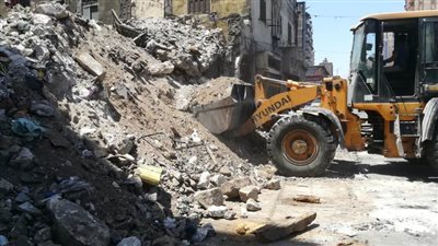 حملات لإزالة الإشغالات ومكبرات الصوت بحي غرب