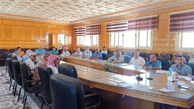 تنفيذي الحسنة يوجه بمتابعة الخدمات وحل المشاكل بإشراف سكرتيري القرى