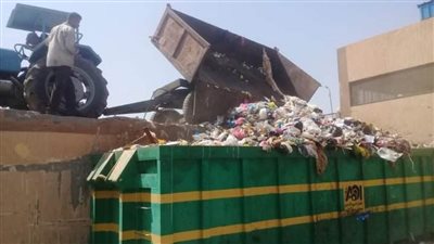 نقل ٣٧٢٠ طن قمامة ومخلفات لمصانع تدوير القمامة بالبحيرة