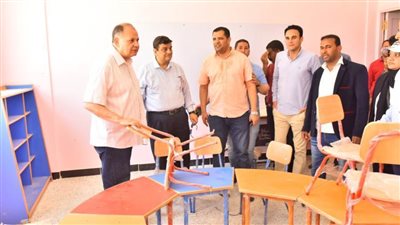 محافظ أسيوط يتفقد مدرستي بني رافع الابتدائية وجمال عبد الناصر بقرية بني رافع بمنفلوط 