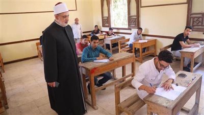 وكيل الأزهر يتفقد لجان الثانوية الأزهرية بالسويس.. ويؤكد: امتحانات الأزهر بلا تسريب