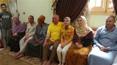 فاطمة الأولى بالشهادة الإعدادية: هدخل الطب لعلاج الفقراء والمساكين مجانًا