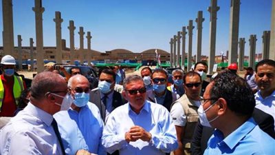 وزير قطاع الأعمال يتفقد إنشاءات المصانع الجديدة لشركة غزل المحلة