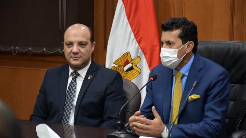 الدكتور أشرف صبحي