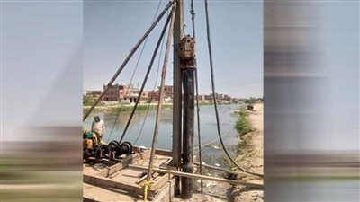 بدء إنشاء كوبريي مشاة بديلاً عن الصالات العائمة بترعة السويس 