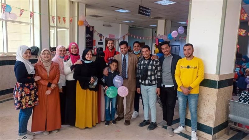 جانب من الزيارة