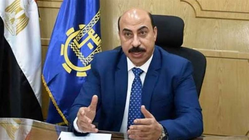 أشرف عطية محافظ أسوان