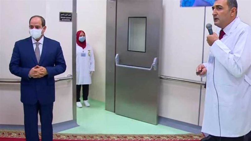 الرئيس السيسي أثناء