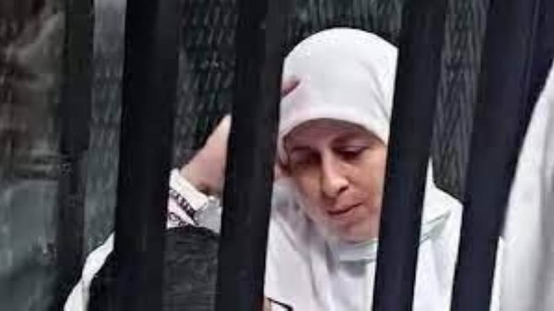 عائشة الشاطر