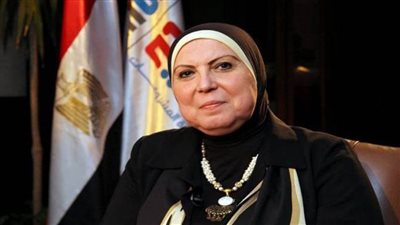 وزيرة الصناعة تصل مدينة سانت بطرسبرج للمشاركة فى فعاليات المنتدى الاقتصادي الدولي