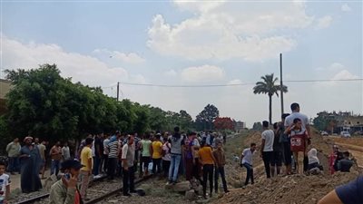 مصرع فتاة دهسًا أسفل عجلات القطار بالشرقية 