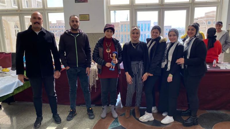 فريق عمل عيون شابة