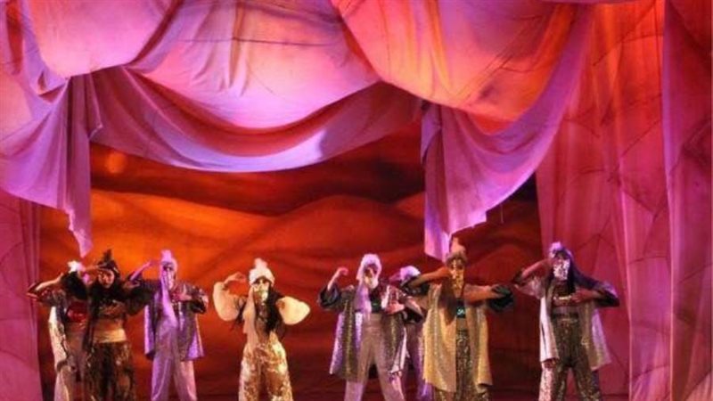 جانب من العرض