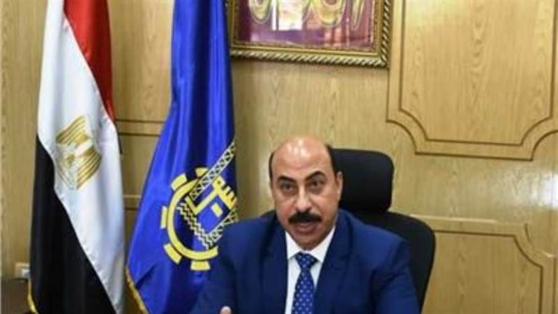 محافظ أسوان أشرف