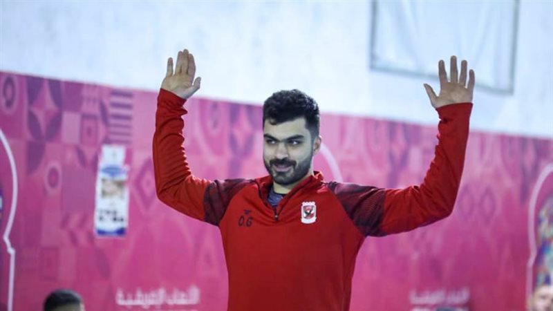 أسامة الجزيري يد