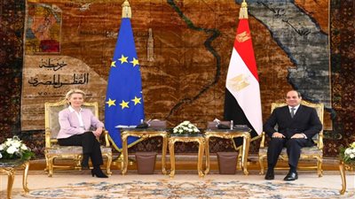 الرئيس السيسي: أرحب بقرب اعتماد 