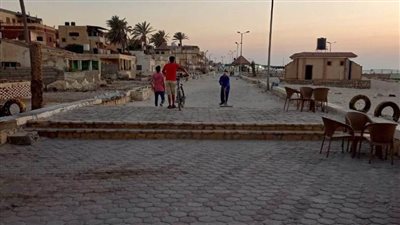 كورنيش العريش البحرى يتجمل استعدادًا لاستقبال المواطنين في الصيف