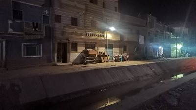 الحزن يسيطر على أهالي بنيامين بالمنيا بعد العثور على جثث ربة منزل وأطفالها الثلاثة 