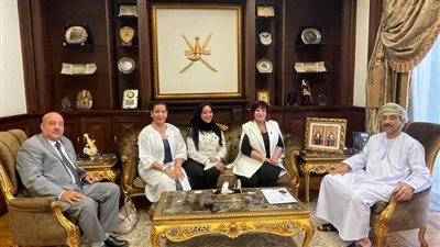 سفير سلطنة عمان بالقاهرة يستقبل وفد اتحاد المستثمرات العرب ويناقش سبل التعاون المشترك 