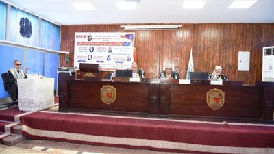 جامعة سوهاج تمنح باحث من فاقدي البصر درجة الماجستير في علوم الدراسات الإسلامية