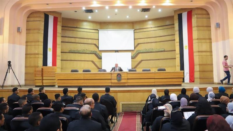 خلال اللقاء