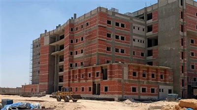 وزير الإسكان: تنفيذ الأعمال بمشروع مستشفى سعة 220 سريرا بمدينة العبور