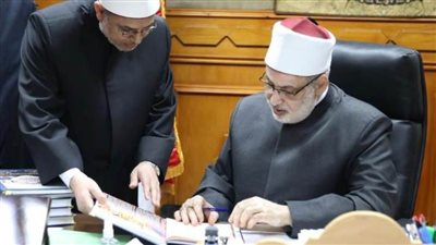 وكيل الأزهر يعتمد نتيجة الدور الأول لشهادات القراءات ويهنئ الطلاب الأوائل