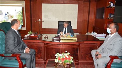 محافظ سوهاج يتابع الاستعدادات النهائية لانطلاق امتحانات الثانوي العام