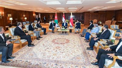 الرئيس السيسي يؤكد تطلع مصر إلى تعزيز التعاون البناء بين مصر والبحرين والأردن