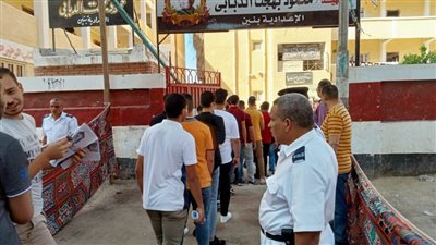 ٣٣٤٠٨ طلاب بالبحيرة يؤدون امتحانات الثانوية العامة في مادتي التربية الدينية والتربية الوطنية