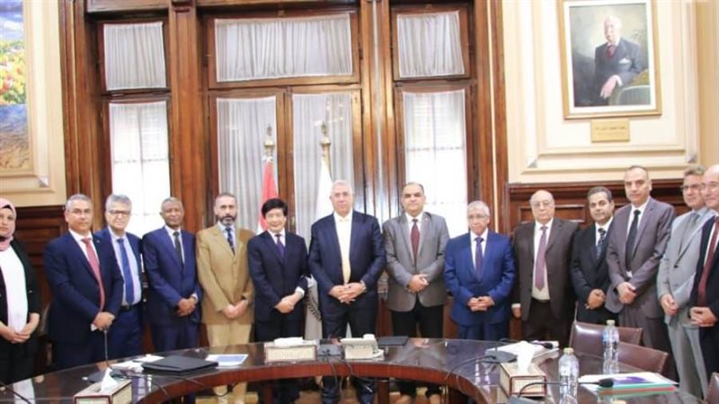 وفد الفاو مع مسئولي