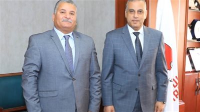 محافظ سوهاج يستقبل وكيل وزارة الصحة الجديد 