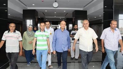 رئيس جهاز العاشر ونائب قطاع التنمية والتطوير يتفقدان المستشفى الجامعي 