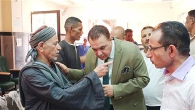 رئيس ملوي بالمنيا يشدد على تسهيل كافة إجراءات التراخيص والاشتراطات البنائية بالمركز التكنولوجي 