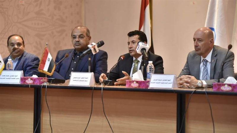 وزير الرياضة ورئيس