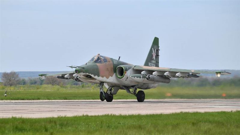 طائرة عسكرية من نوع