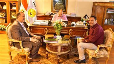 محافظ أسيوط يعتمد تنسيق القبول بالصف الأول الثانوي العام بمجموع 220 درجة