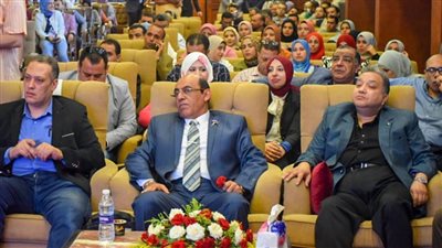 وكيل صحة الشرقية يشهد فعاليات مؤتمر الأورام الثاني لمستشفى السعديين 